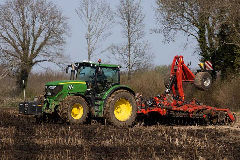 Vantaggi del Noleggio per il Settore Agricolo e Movimento Terra: Nologreen